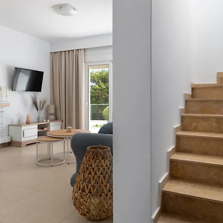 Villa Mare 300m From The Gennadi